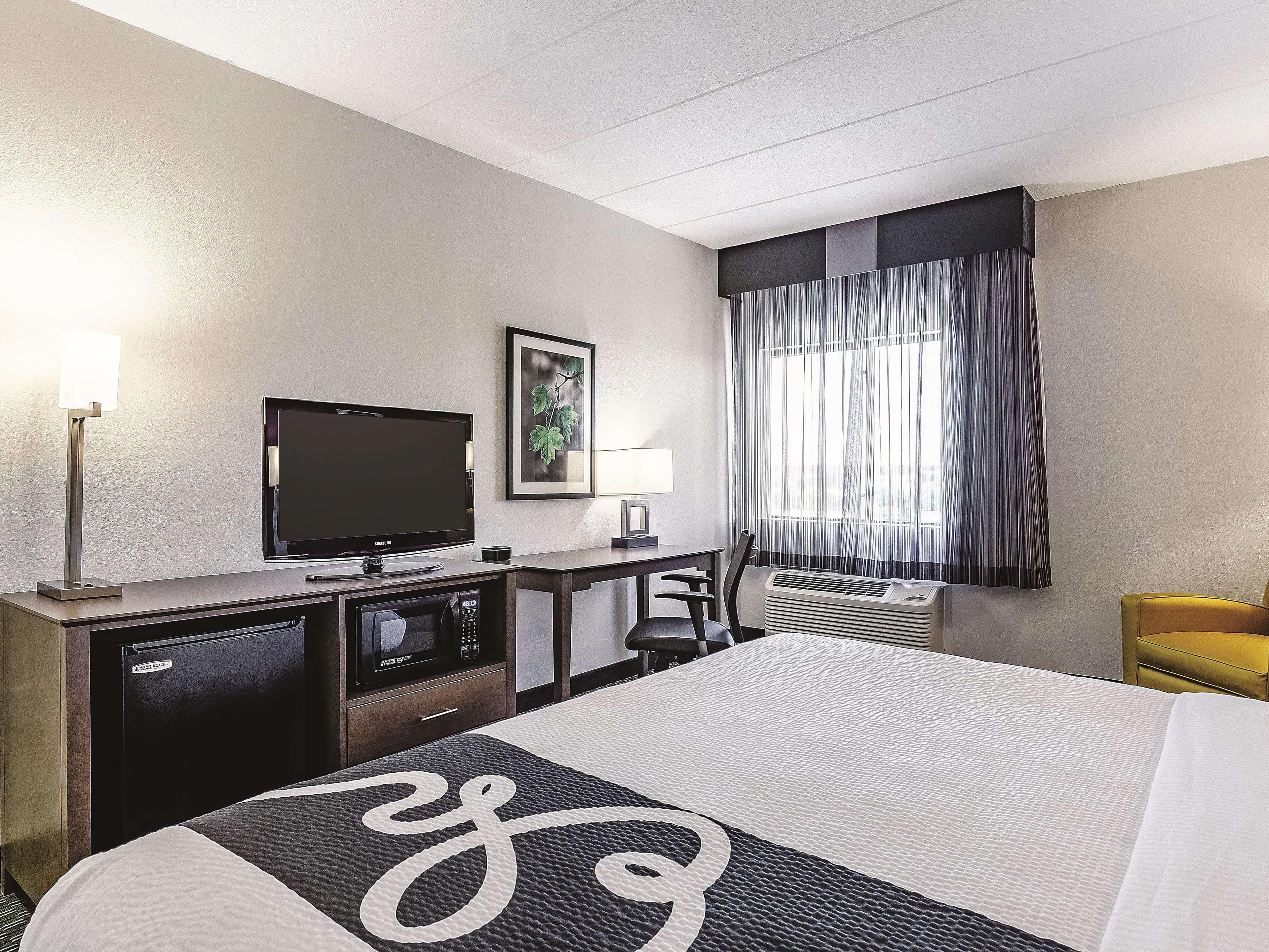 La Quinta By Wyndham Warwick Providence Airport Hotell Eksteriør bilde