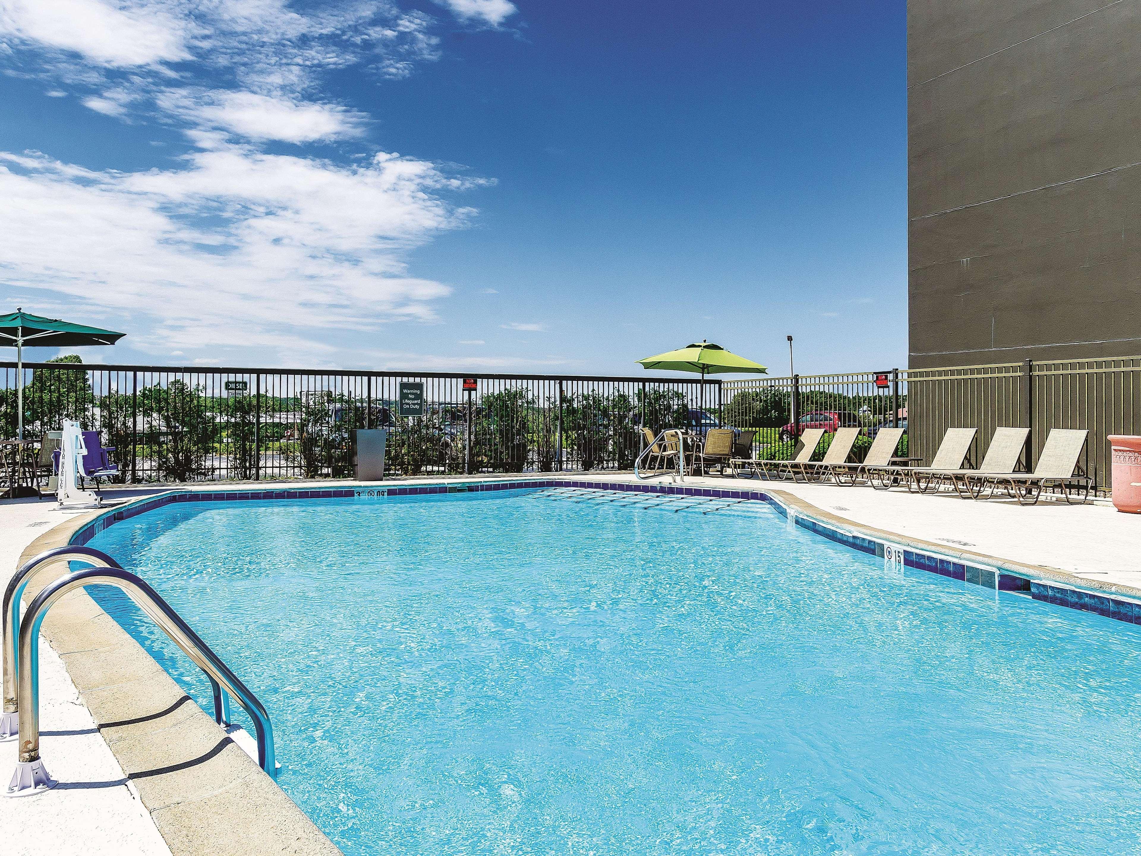 La Quinta By Wyndham Warwick Providence Airport Hotell Eksteriør bilde