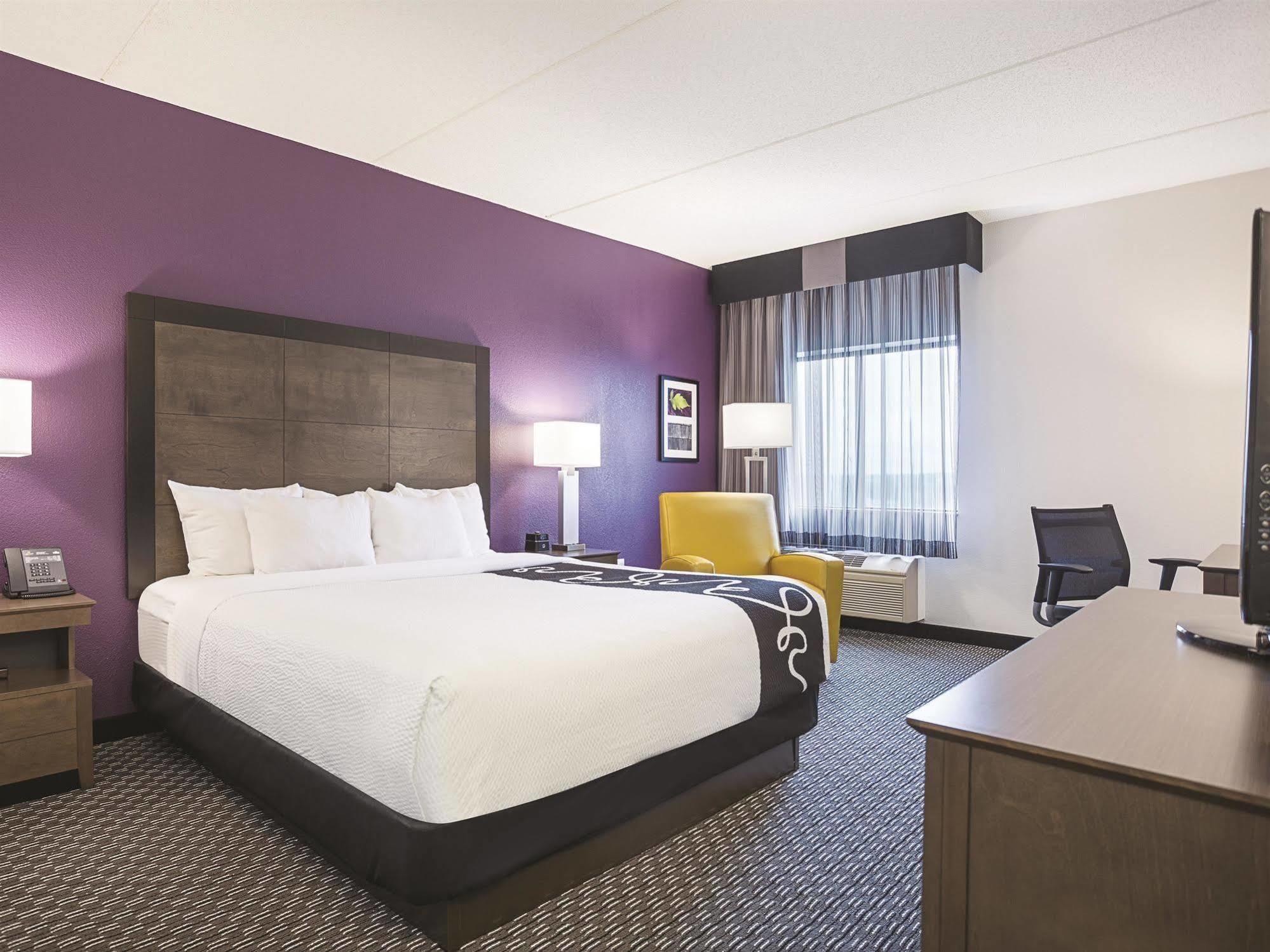 La Quinta By Wyndham Warwick Providence Airport Hotell Eksteriør bilde